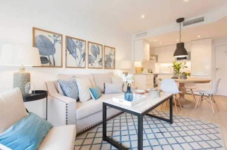Premium Apartment In Benalbeach, Benalmadena Spain